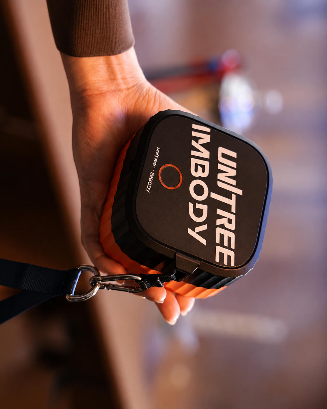 From home to work, outdoors or away, Power Cube gives you a full workout without the commute, space, or time commitment.